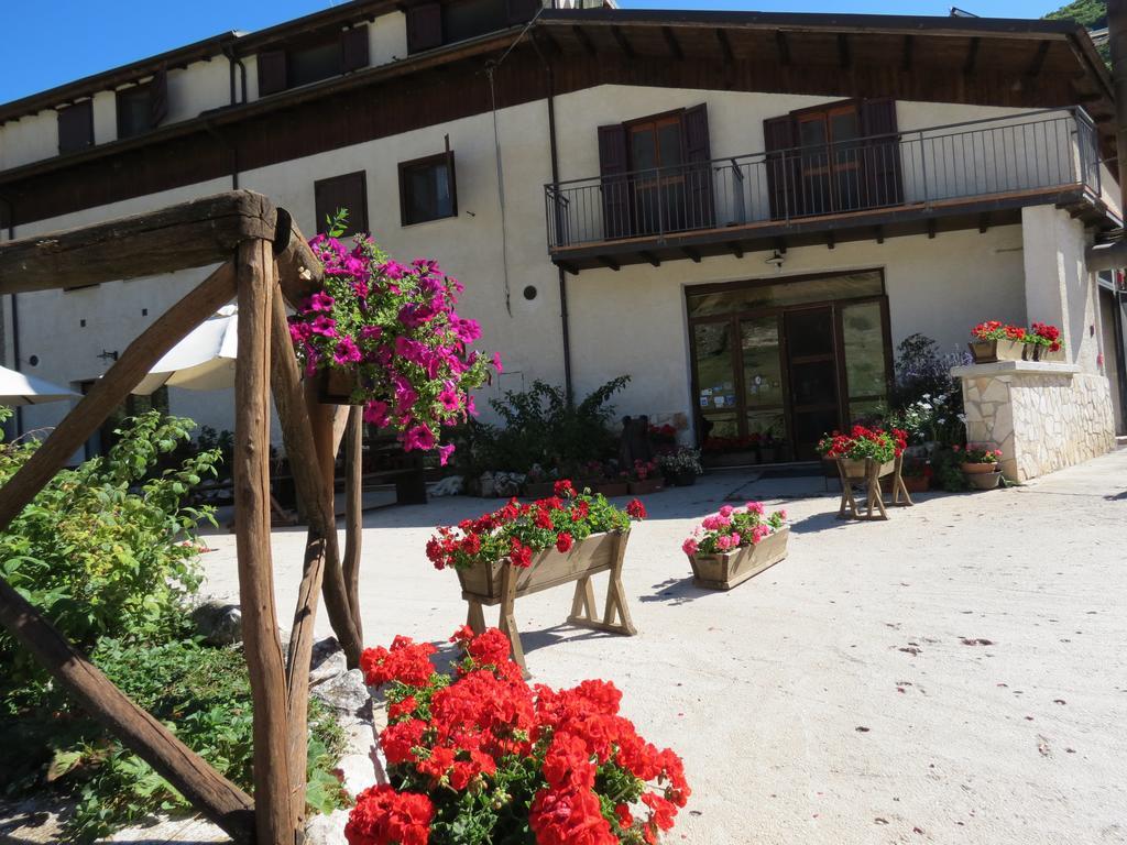 Bio Agriturismo Valle Scannese Villa Скано Екстериор снимка